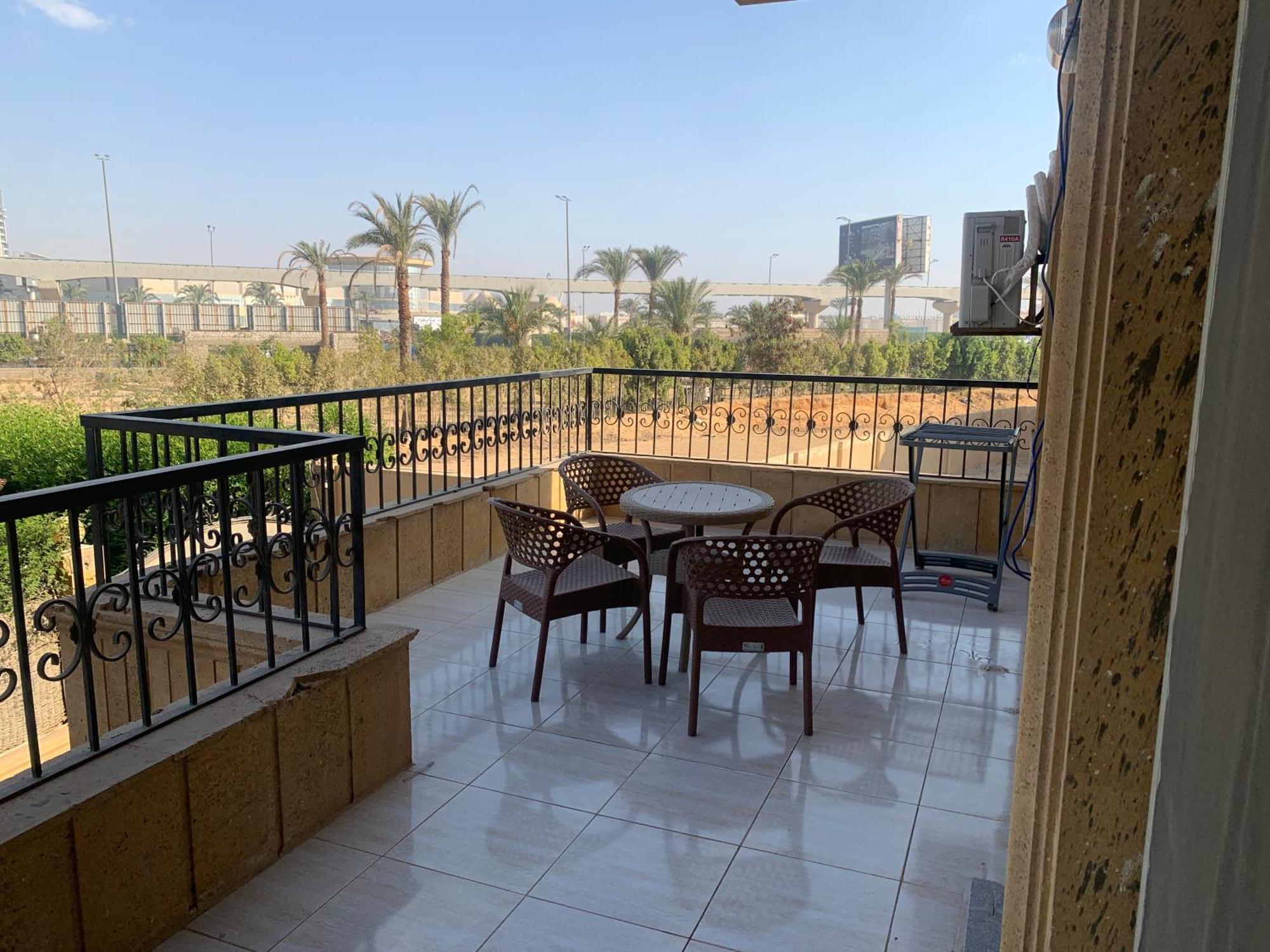 Luxury Apartments Beside Mall Of Arabia And Dar Al-Fouad Hospital - Families Only- No Alcoholic Beverages 6th of October City Exterior foto